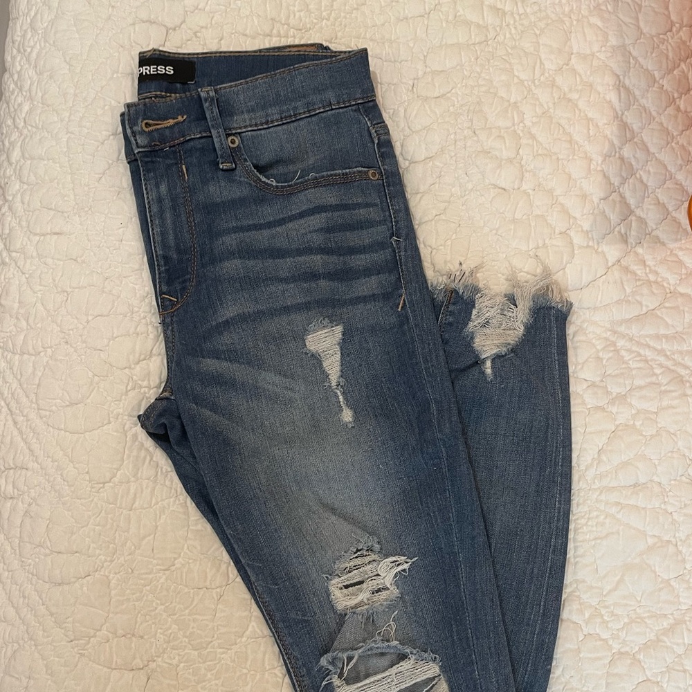 Express Stretch+ Performance Distressed Mid-Rise … - image 3